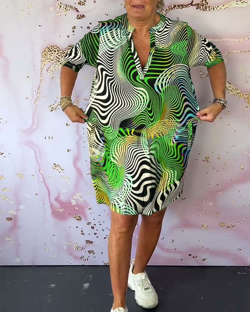 Ria™ | Vestido colorido con escote en V