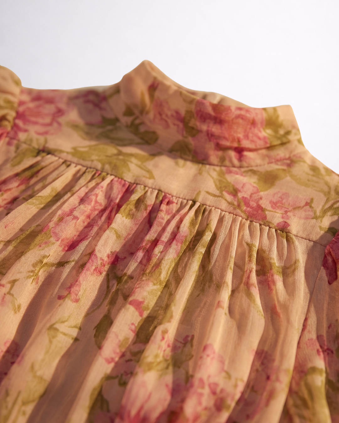 Rosario | Vestido largo con estampado floral de gasa