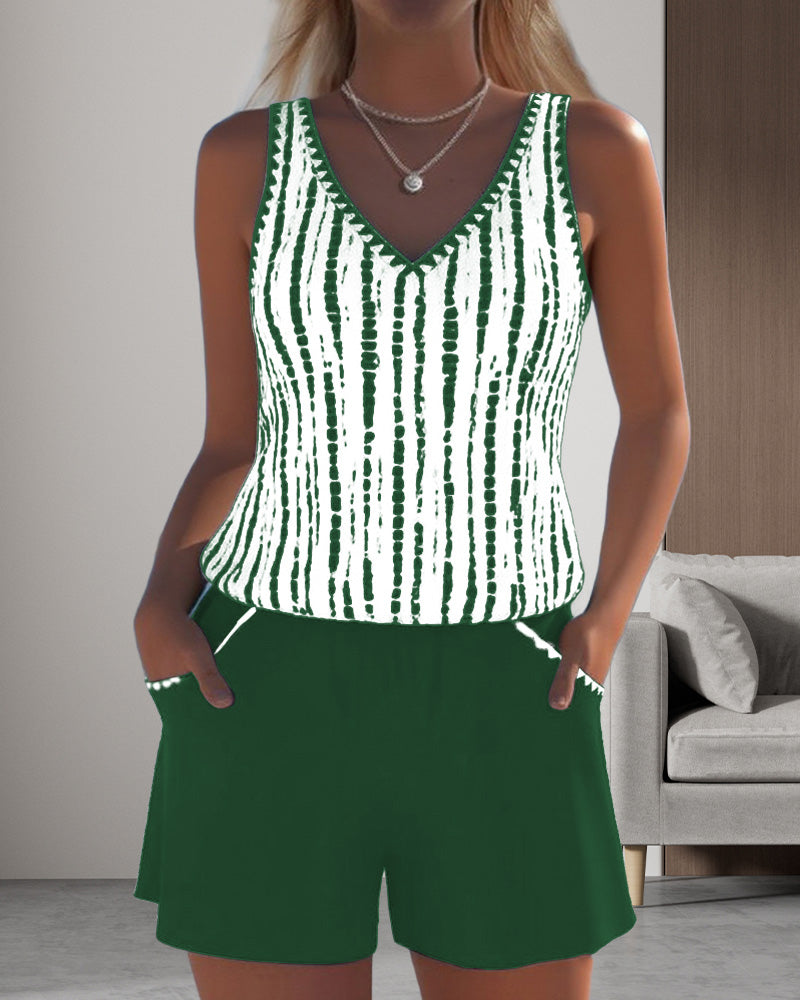 Traje de baño casual con bolsillo y escote en V