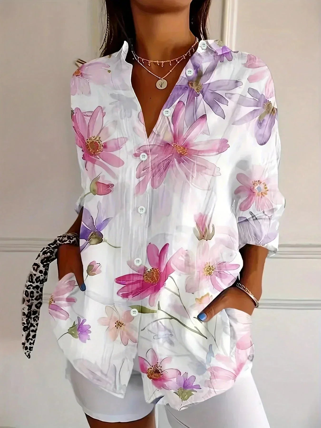 Élianne™ — Blusa elegante con colores duraderos