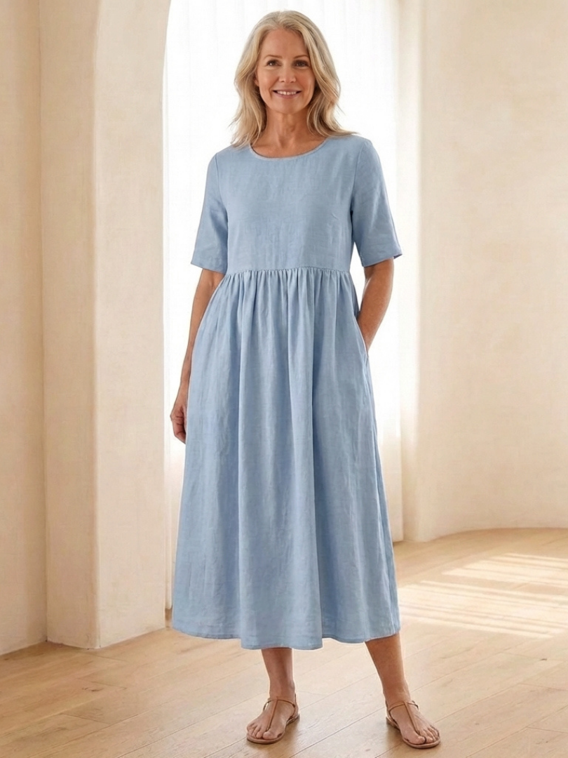 Maribel | Vestido Midi con Cuello Redondo y Manga Corta Fruncido