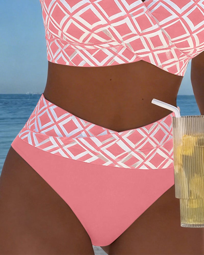 Bikini de Dos Piezas con Corte de Sujetador y Patrón de Diamantes