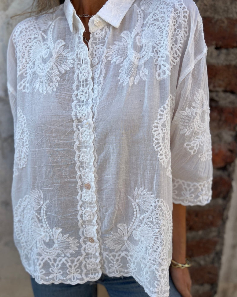 IAREL - BLUSA BORDADA CON ENCANTO