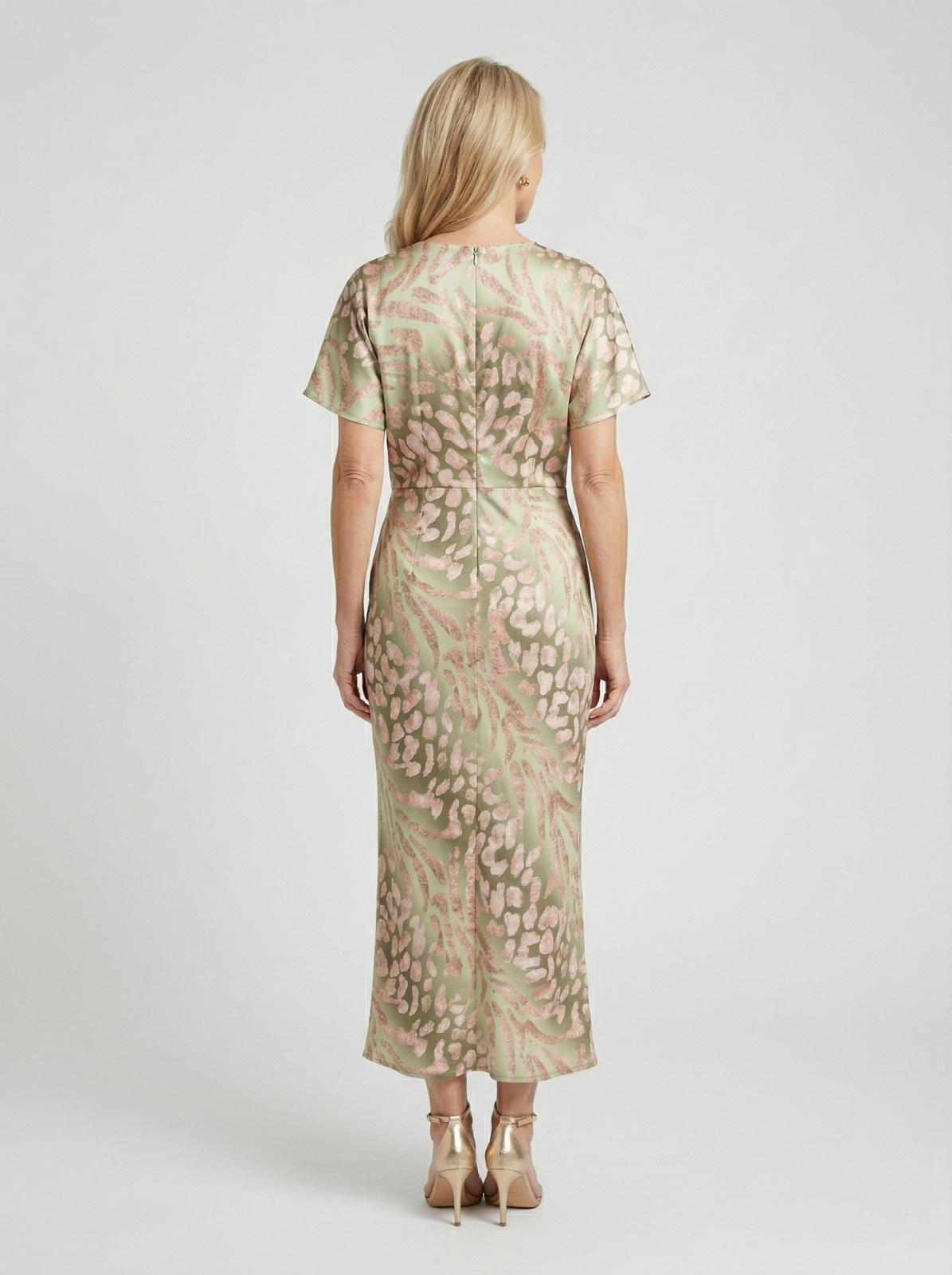 Vestido Midi Bianca de Cobre