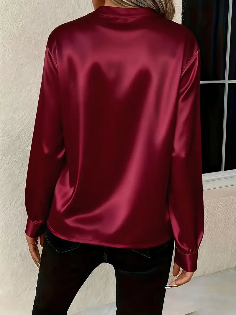 Claudine™ – Blusa satinada elegante atemporal refinada