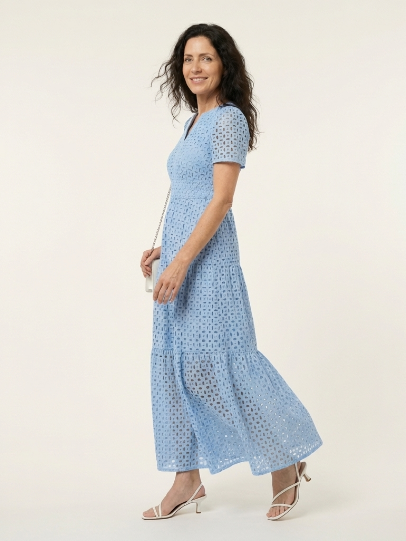 Brielle | Vestido Midi de Manga Corta con Capas y Escote en V