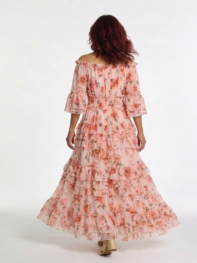Rosalie | Vestido Maxi Rizado con Flores y Hombros Descubiertos