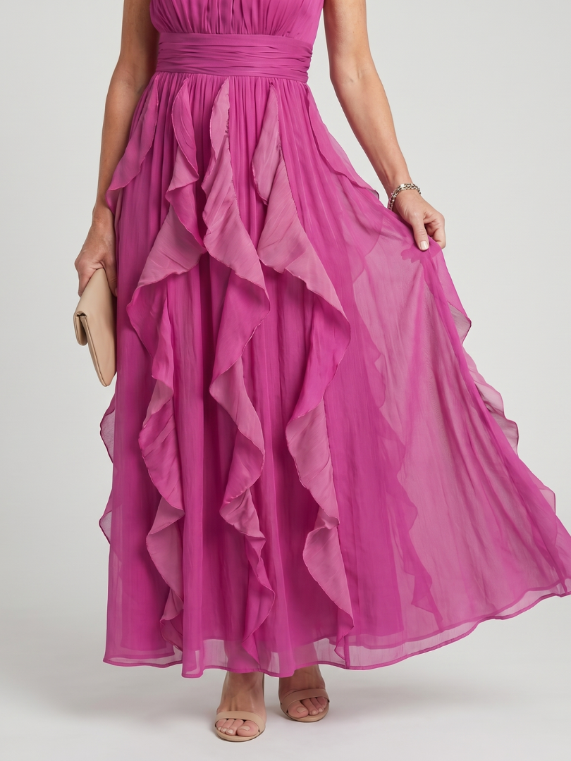 Orea | Maxi vestido con cuello alto y capas de volantes plisados