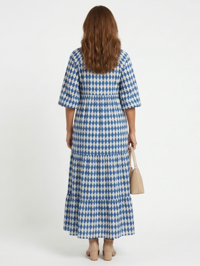 Elodie | Vestido Midi de Estampado de Diamantes