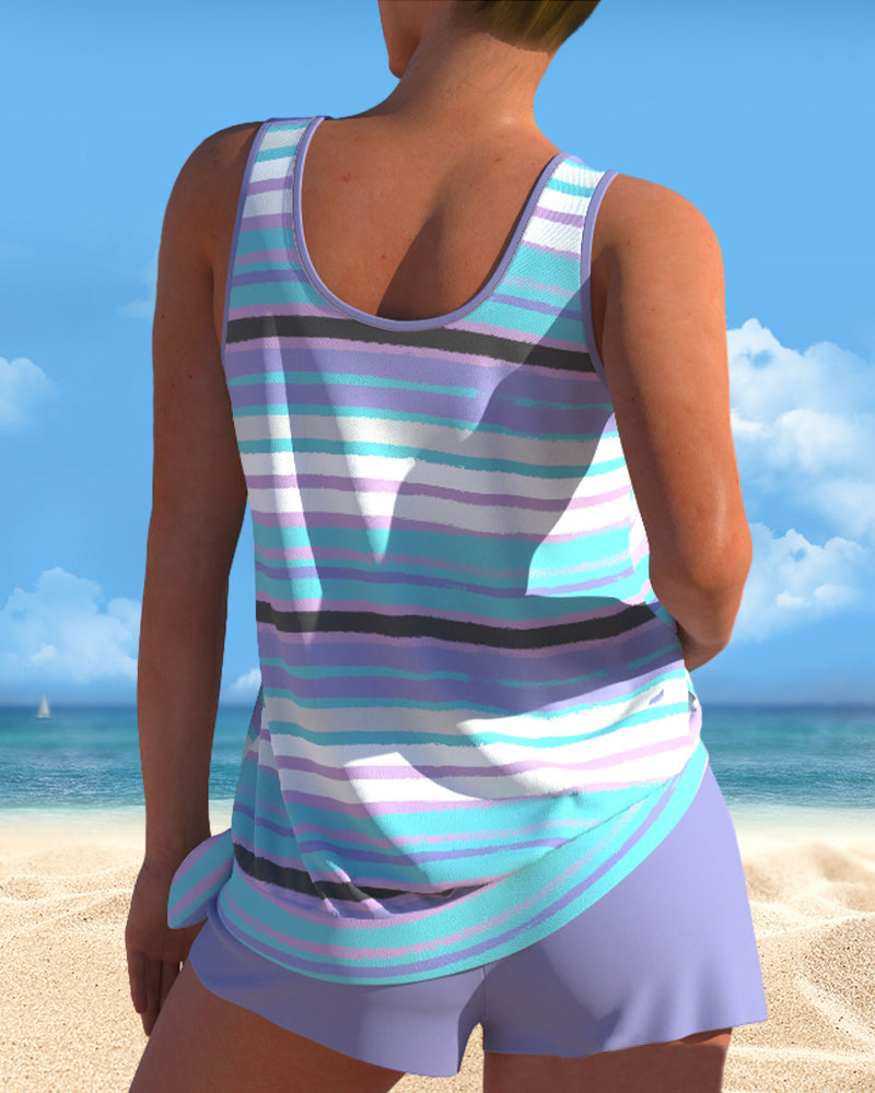 Tankini con escote en U y diseño de rayas