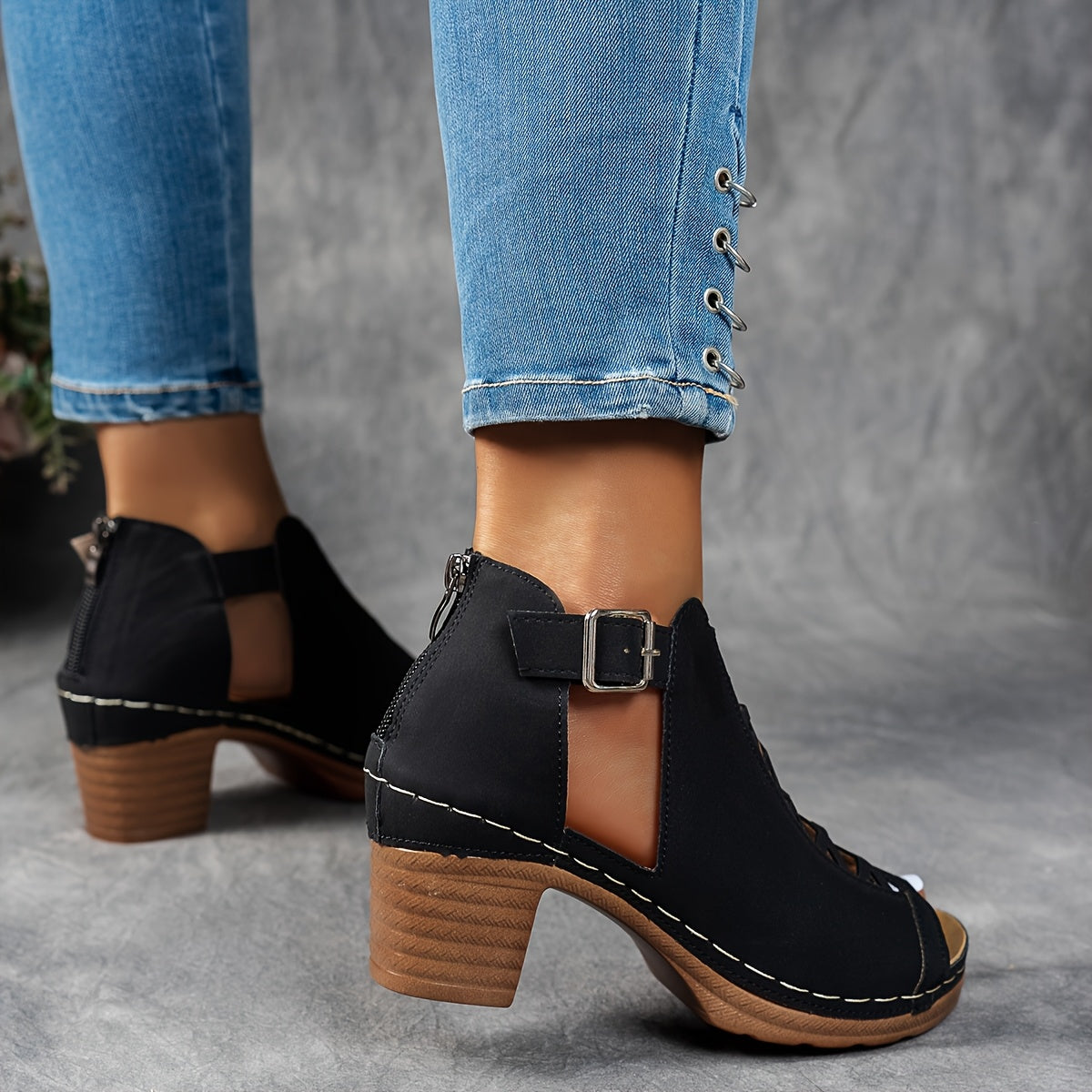 Nessa | Sandalias con Tacón de Rejilla