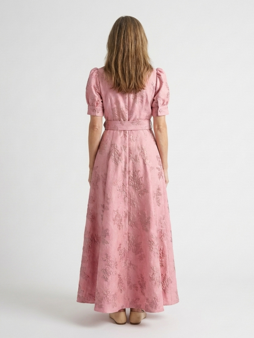 Xanthea | Vestido Maxi de Manga Corta con Cinturón y Textura Floral