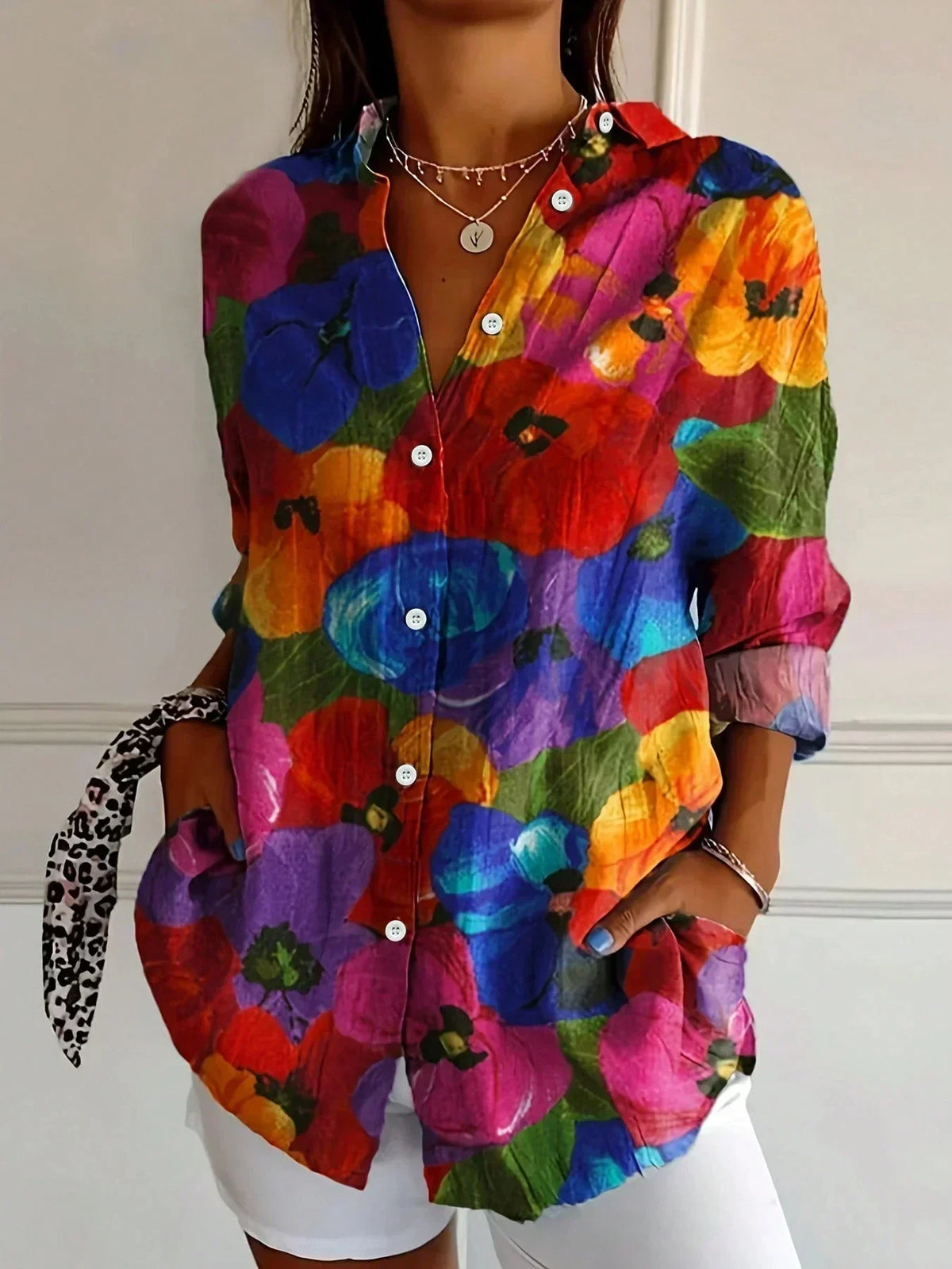 Annika - Blusa colorida con estampado juguetón