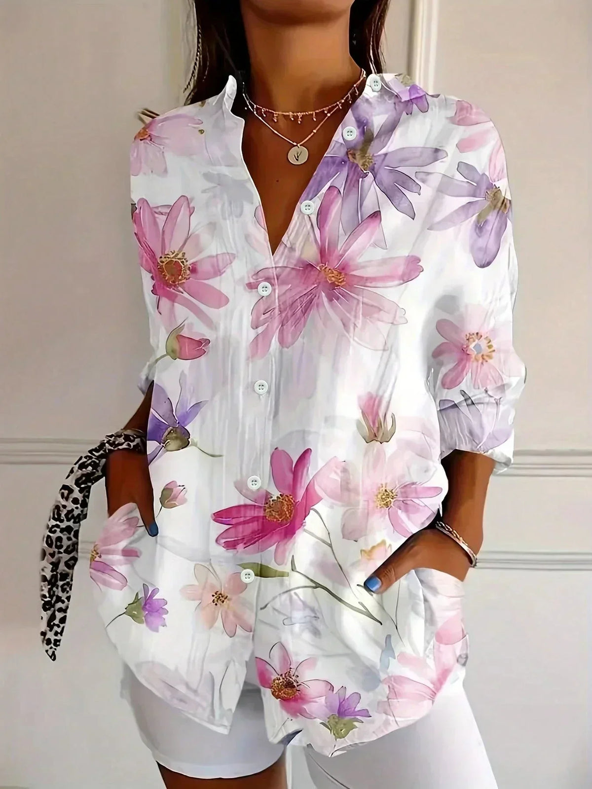 Annika - Blusa colorida con estampado juguetón