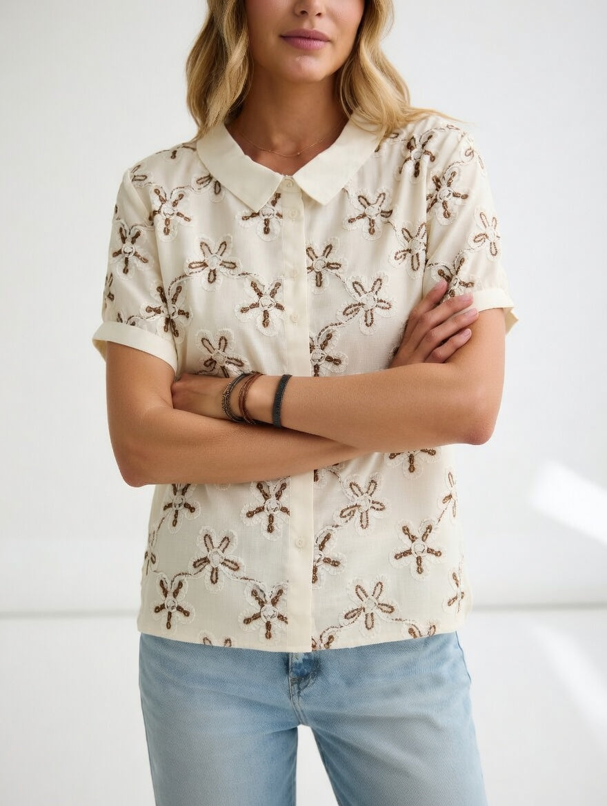 Amandélie™ — Blusa bordada floral elegante ligera