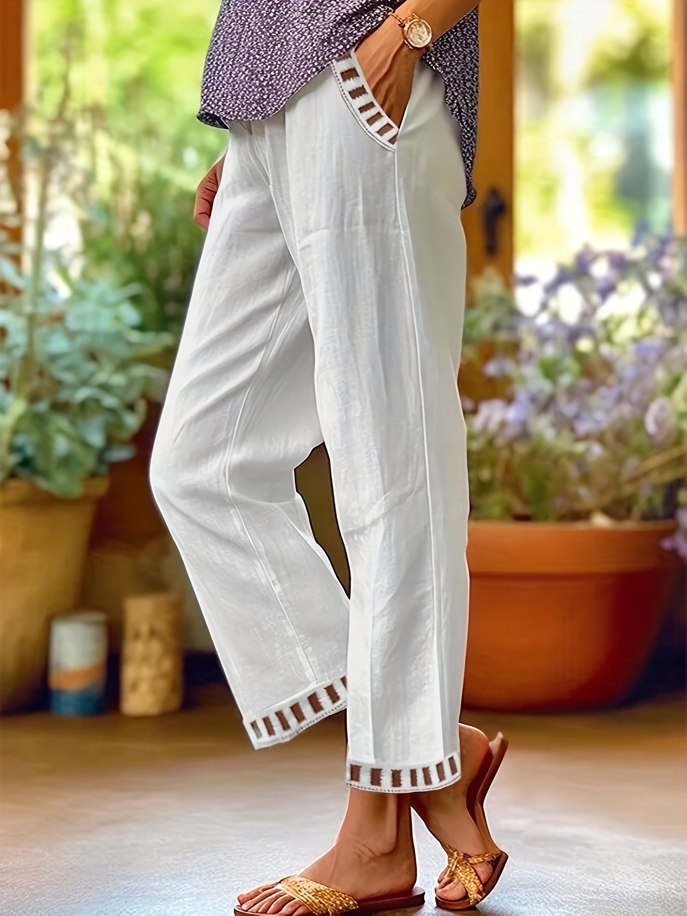 Wren – Pantalones Cropped Relax con Detalles en Contraste