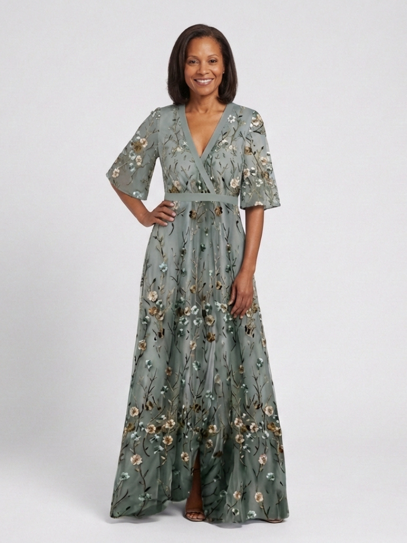 Evadne | Vestido Maxi de Manga Corta con Escote en V Floral