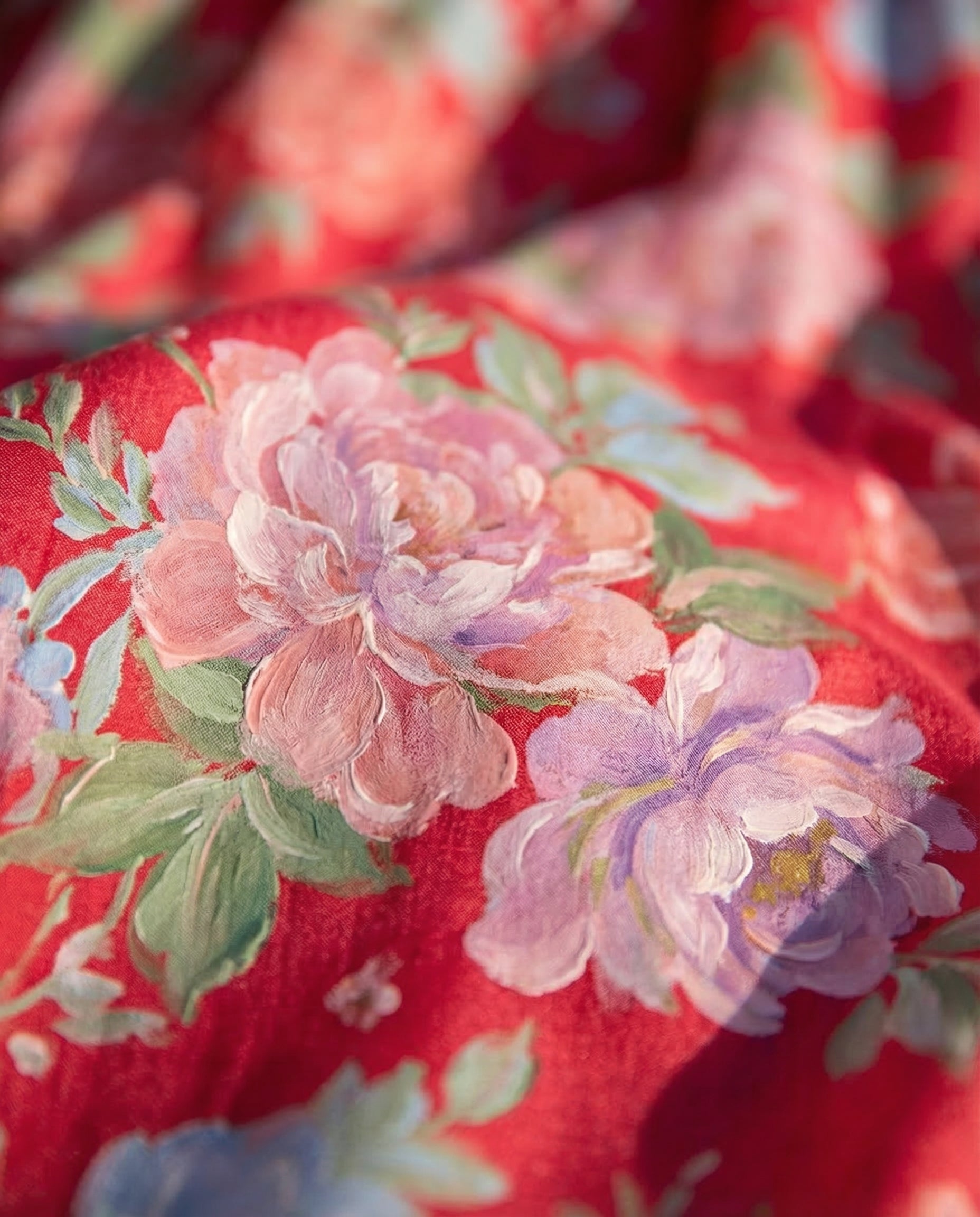 Minelda – Vestido floral con cuello en V