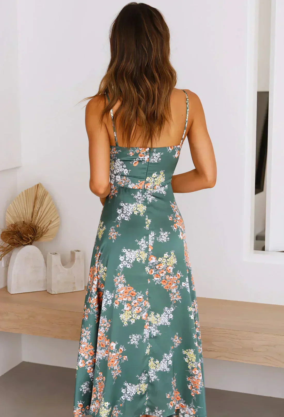 Nikki - Vestido Midi Elegante